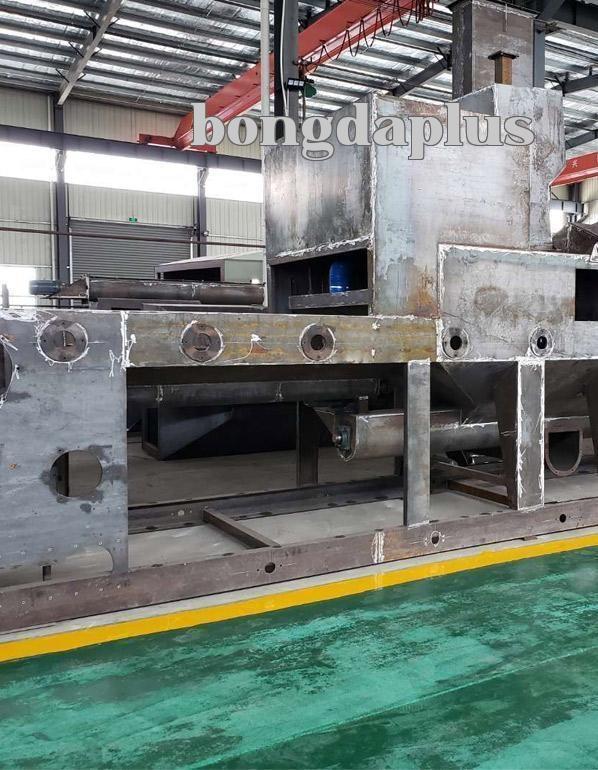 Công ty máy phun bi Đông Quan: Máy phun bi băng tải có thể xử lý các chi tiết lớn không?