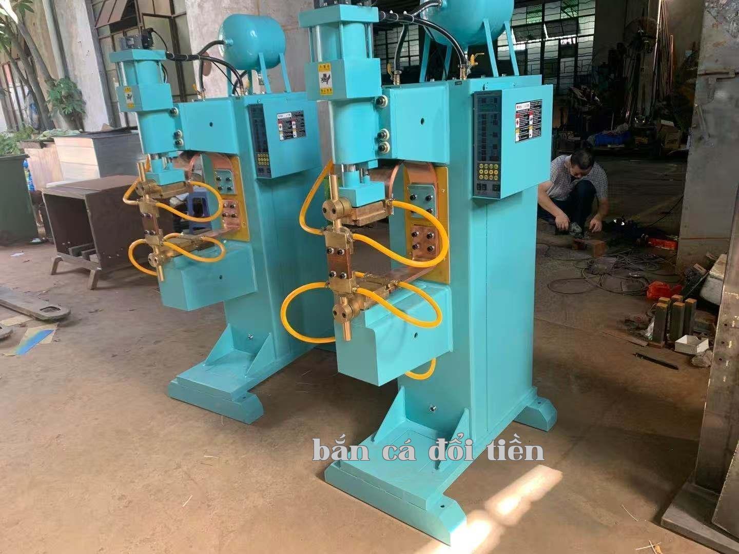 Máy hàn điểm khí nén